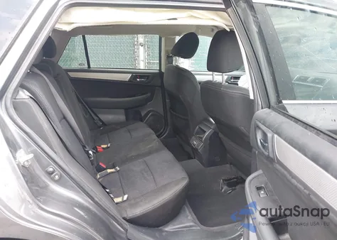 2018 Subaru Outback 2.5I Premium из США, поврежденный, VIN 4S4BSACC3J3243070